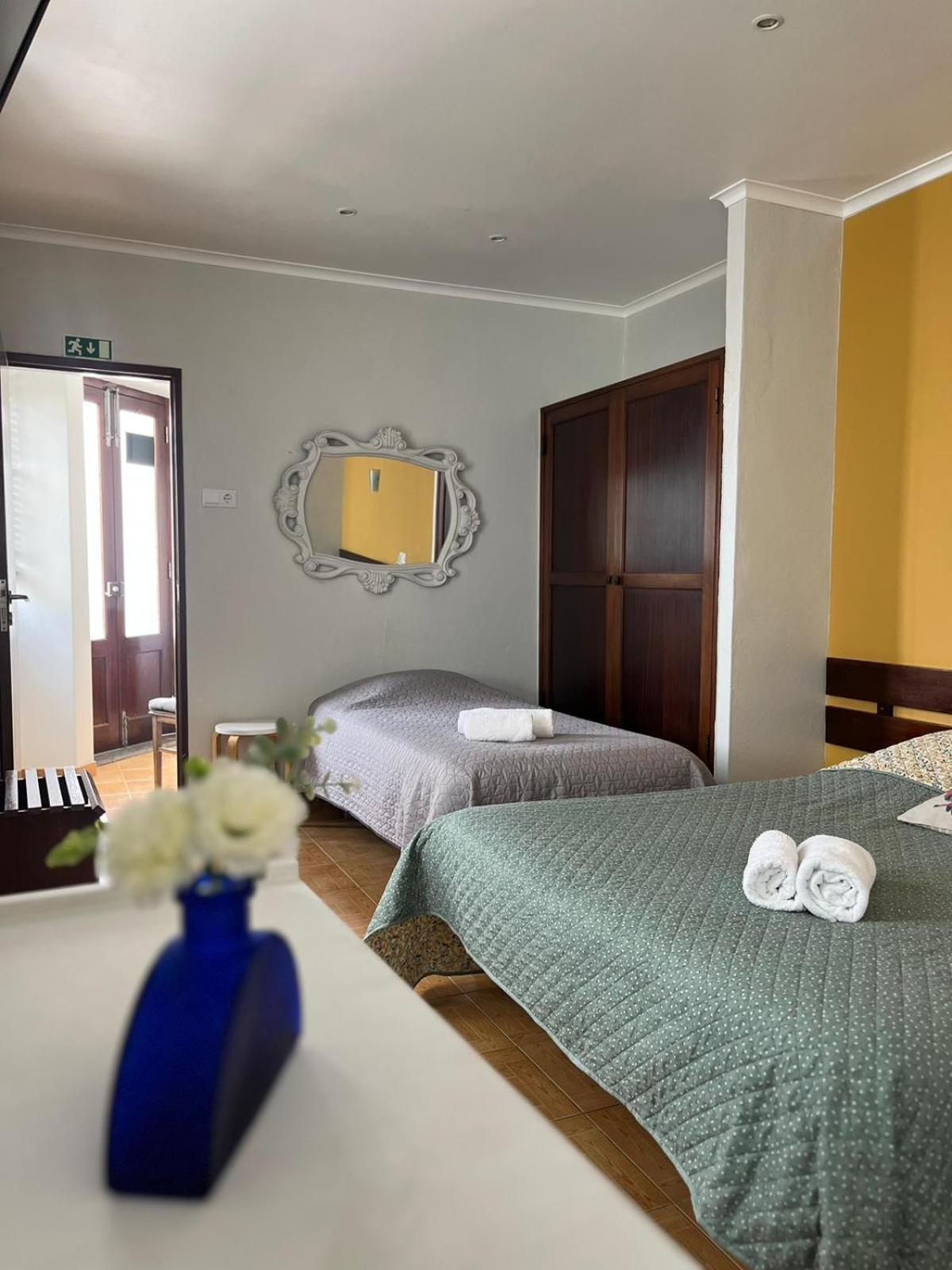 Residencia Aviz Hotel Пениш Стая снимка