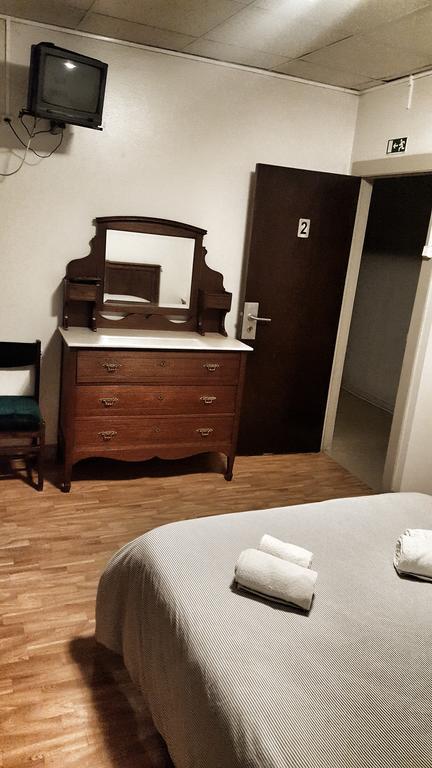 Residencia Aviz Hotel Пениш Екстериор снимка